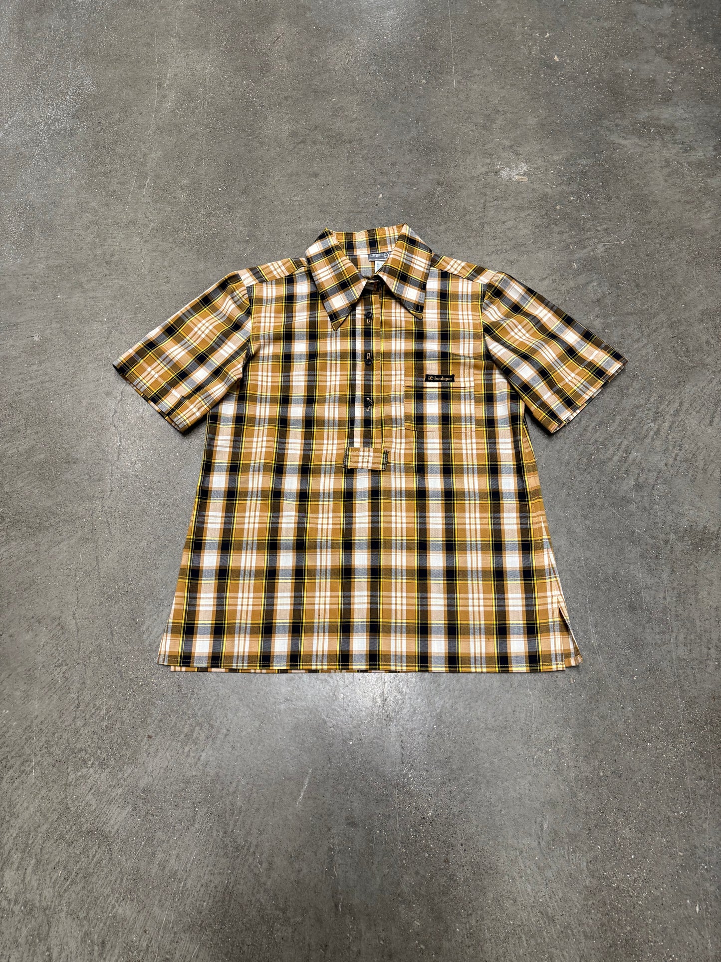 Vintage Women’s Plaid Button-Up Shirt with Matching Side Bag