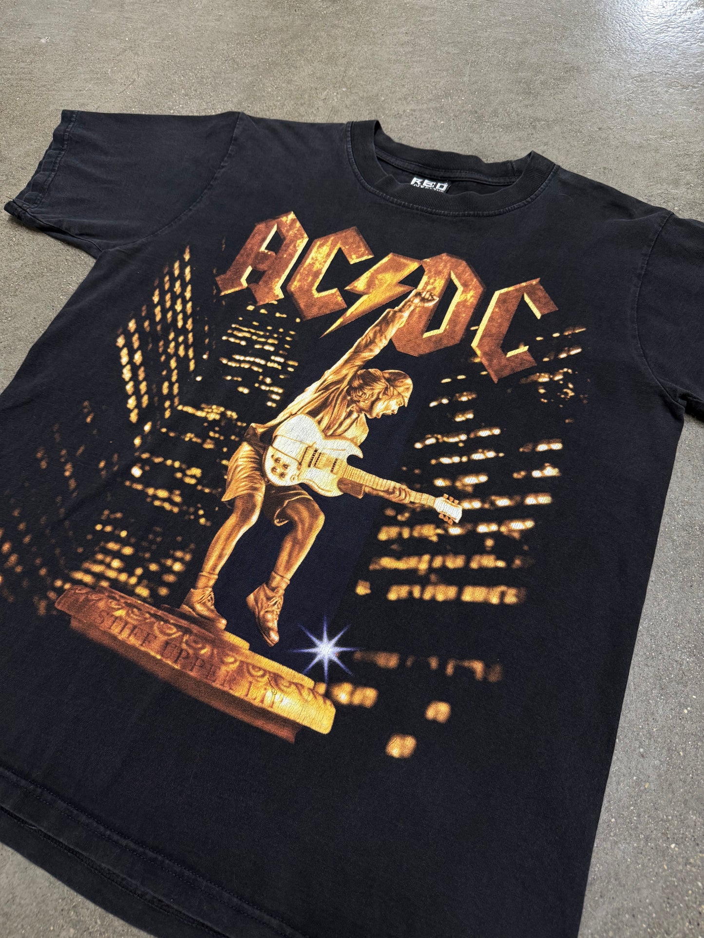 Vintage Y2K AC/DC T-Shirt