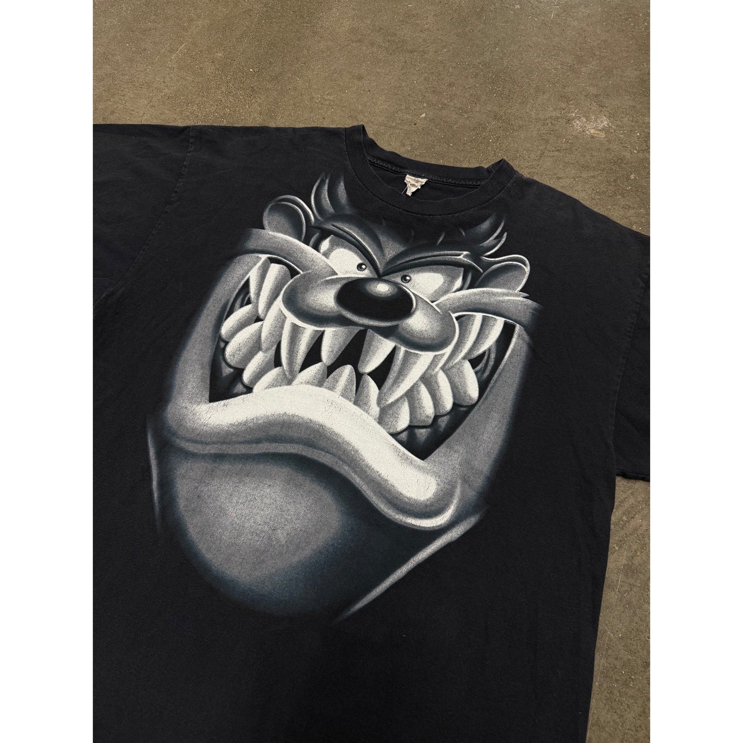 Vintage 1997 Taz Tazmanian Devil Looney Tunes T-Shirt