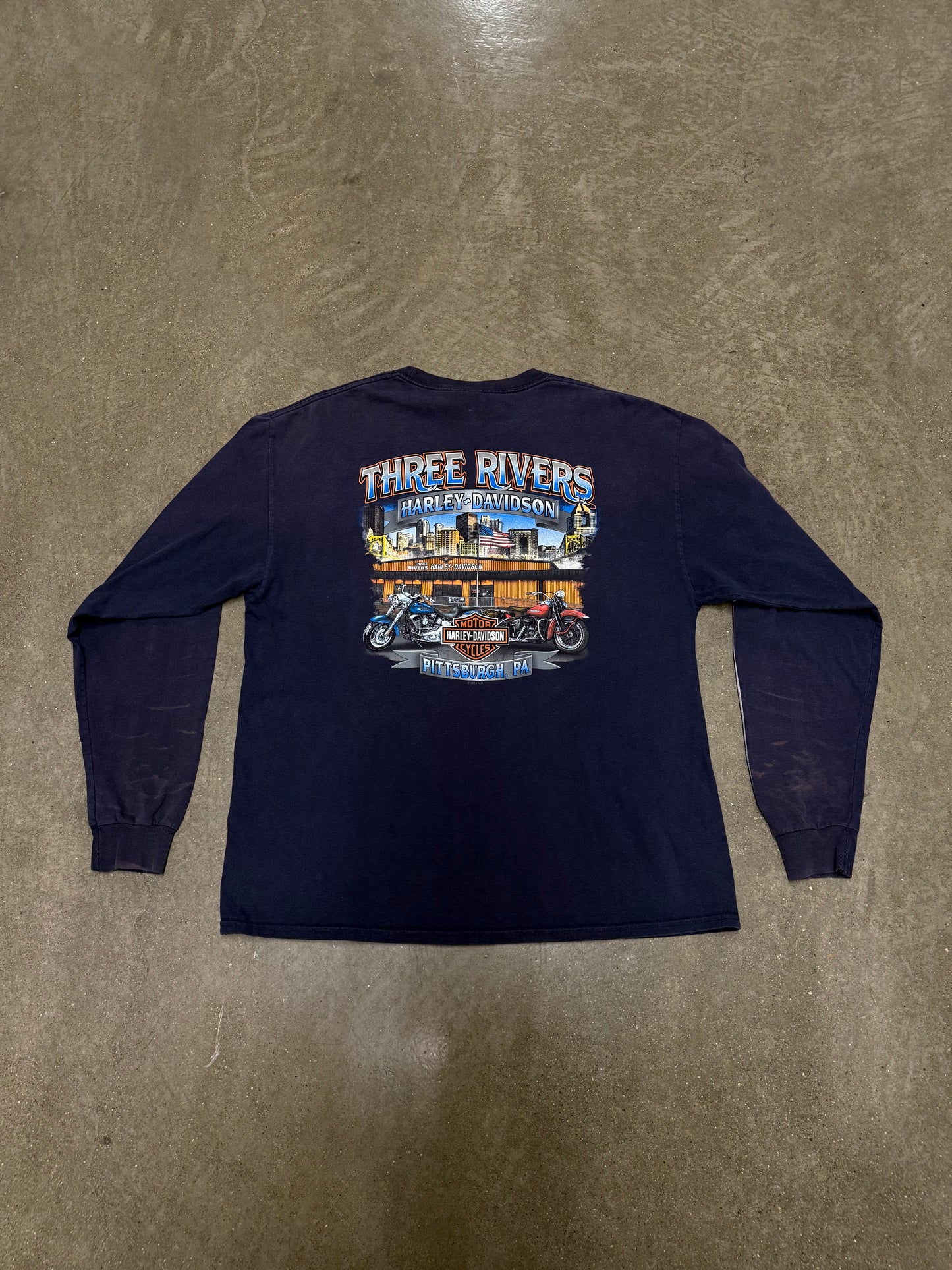 Vintage Harley Davidson Pittsburgh, PA Long-sleeve Graphic