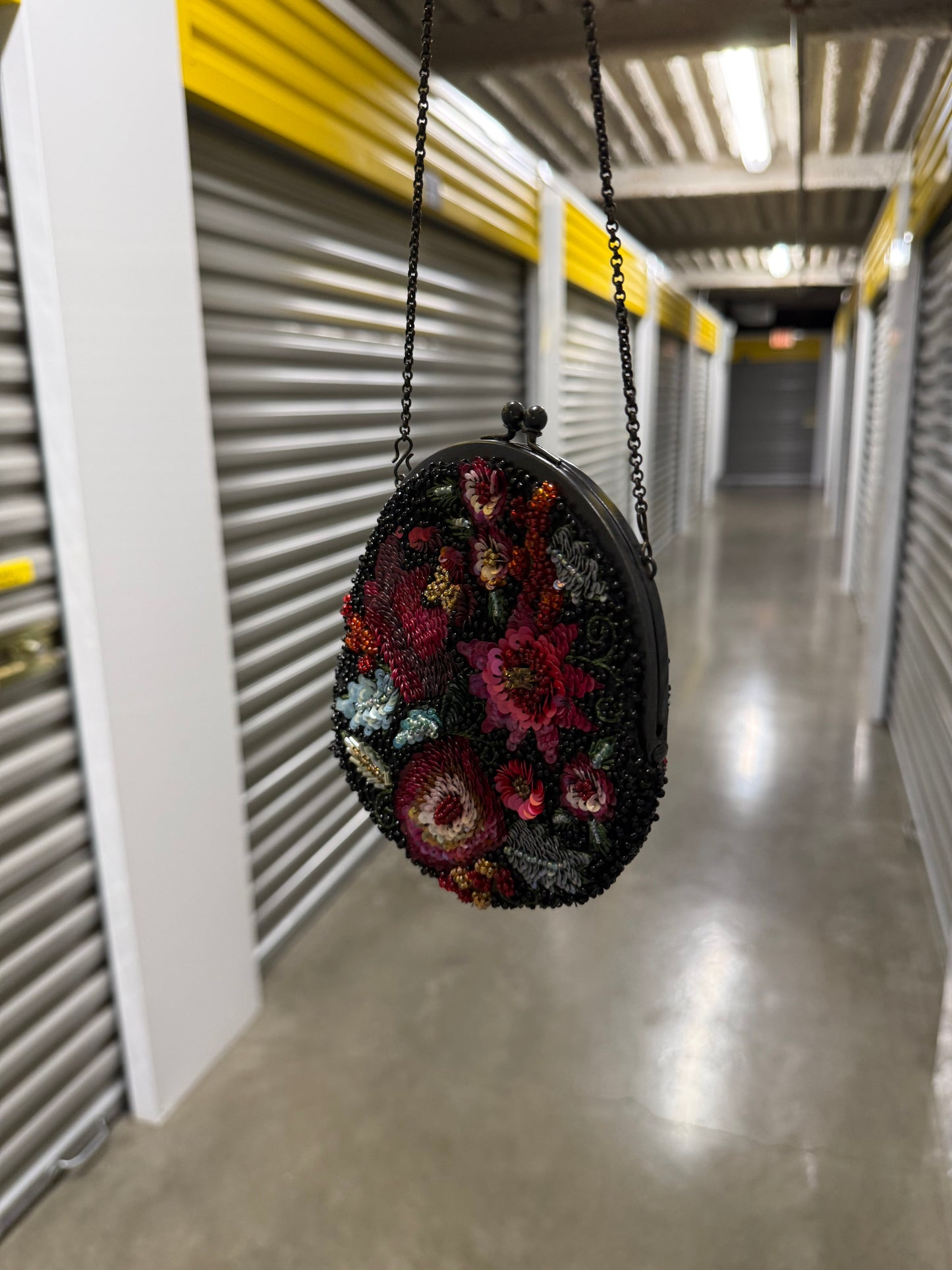 Vintage Floral Beaded Round Clutch