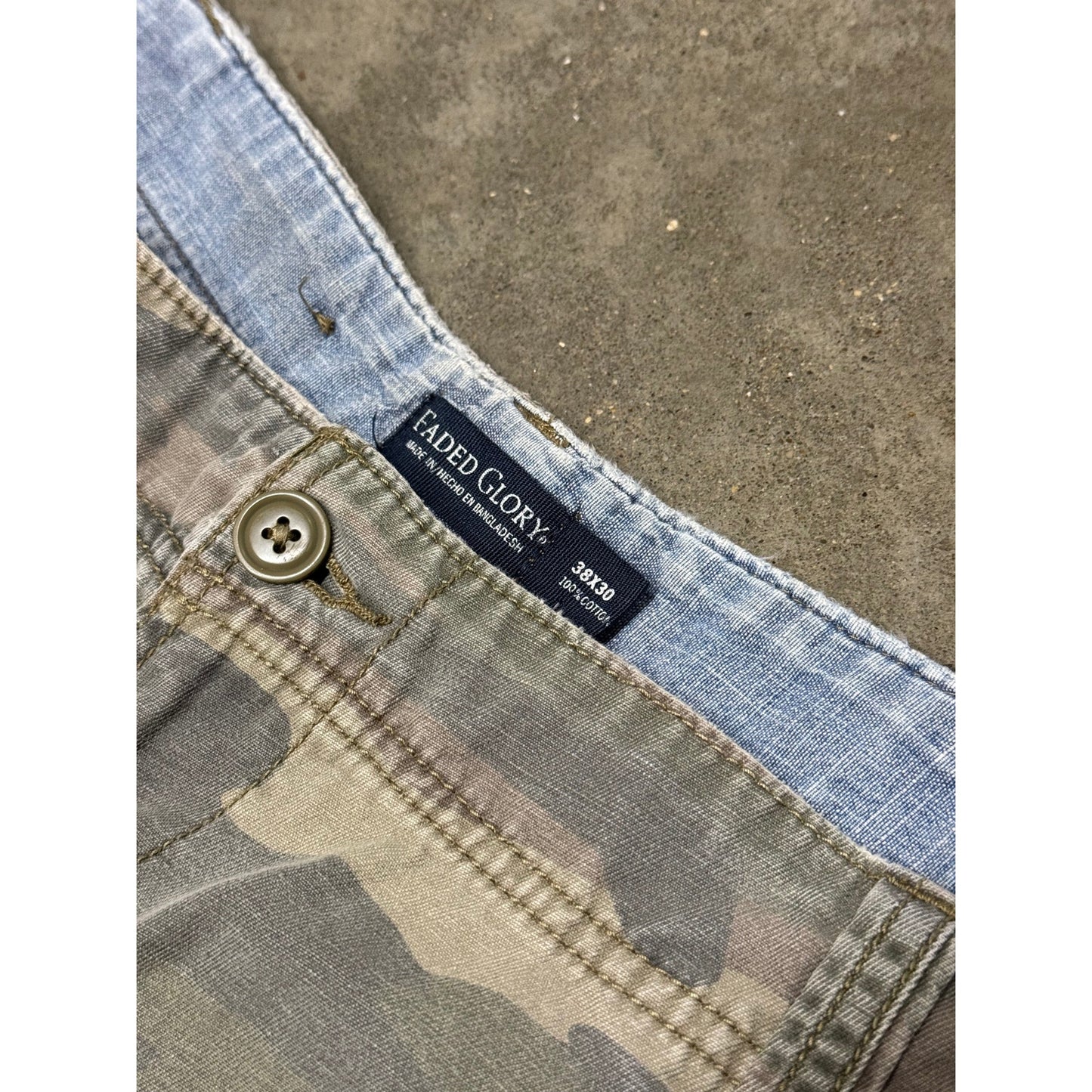 Vintage Y2K Faded Glory Camo Cargo Pants