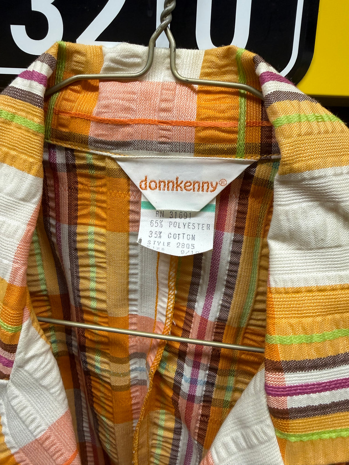 1970’s Plaid Women’s Button-Up Shirt Jacket