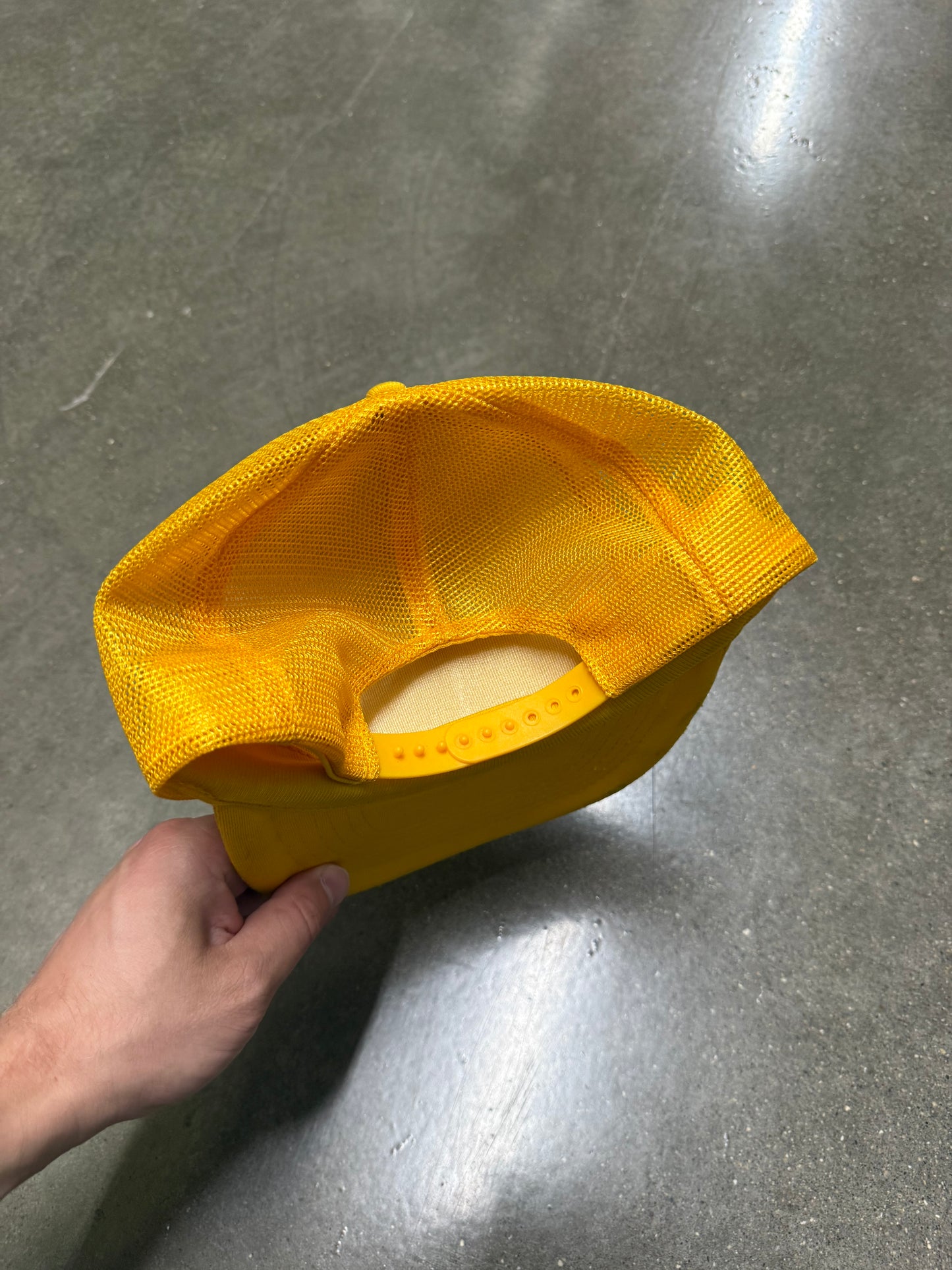 Vintage Yellow M Trucker Hat Mesh SnapBack