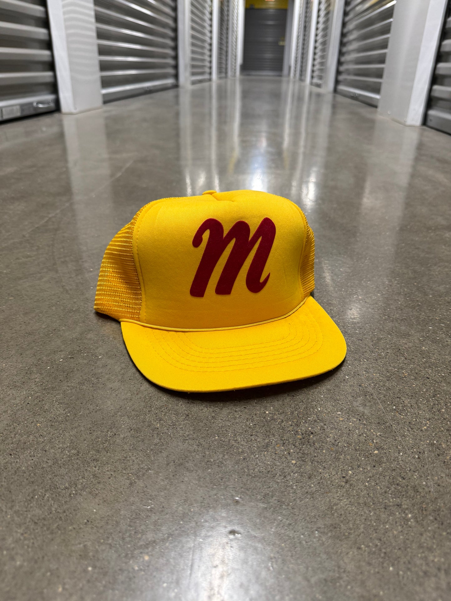 Vintage Yellow M Trucker Hat Mesh SnapBack