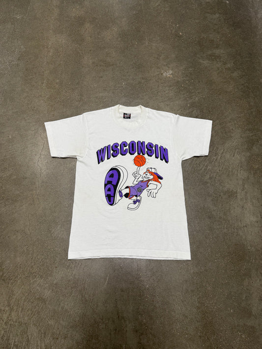1990's Vintage Wisconsin AAU Basketball Graphic T-Shirt