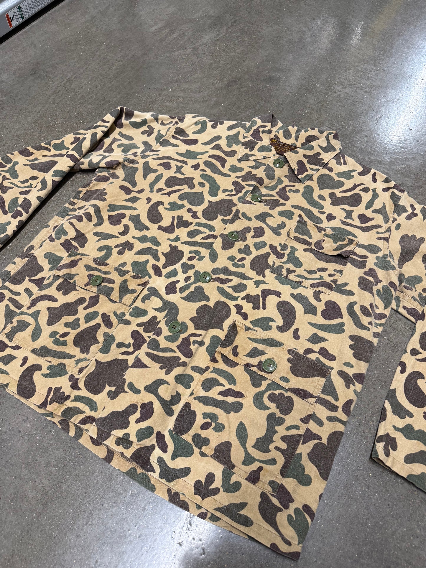 Vintage Caliber Sportsman's Apparel Duck Camouflage Button-Up Shirt