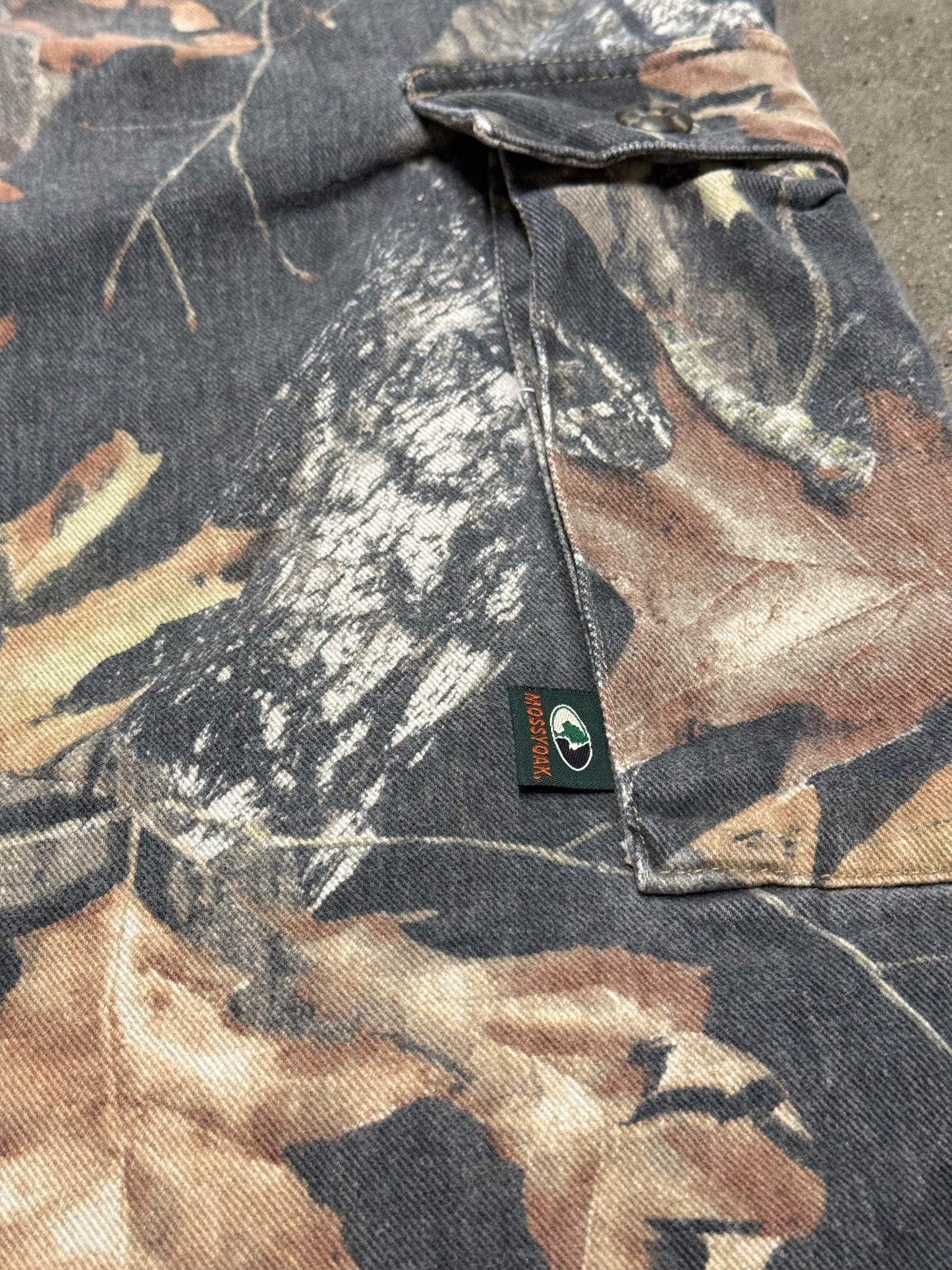 Vintage Mossy Oak Camo Cargo Pants
