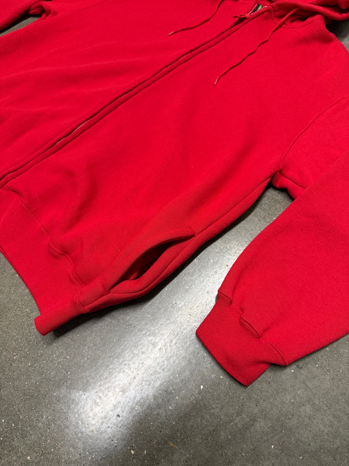 Vintage Y2K/90s Red Zip Up Hoodie