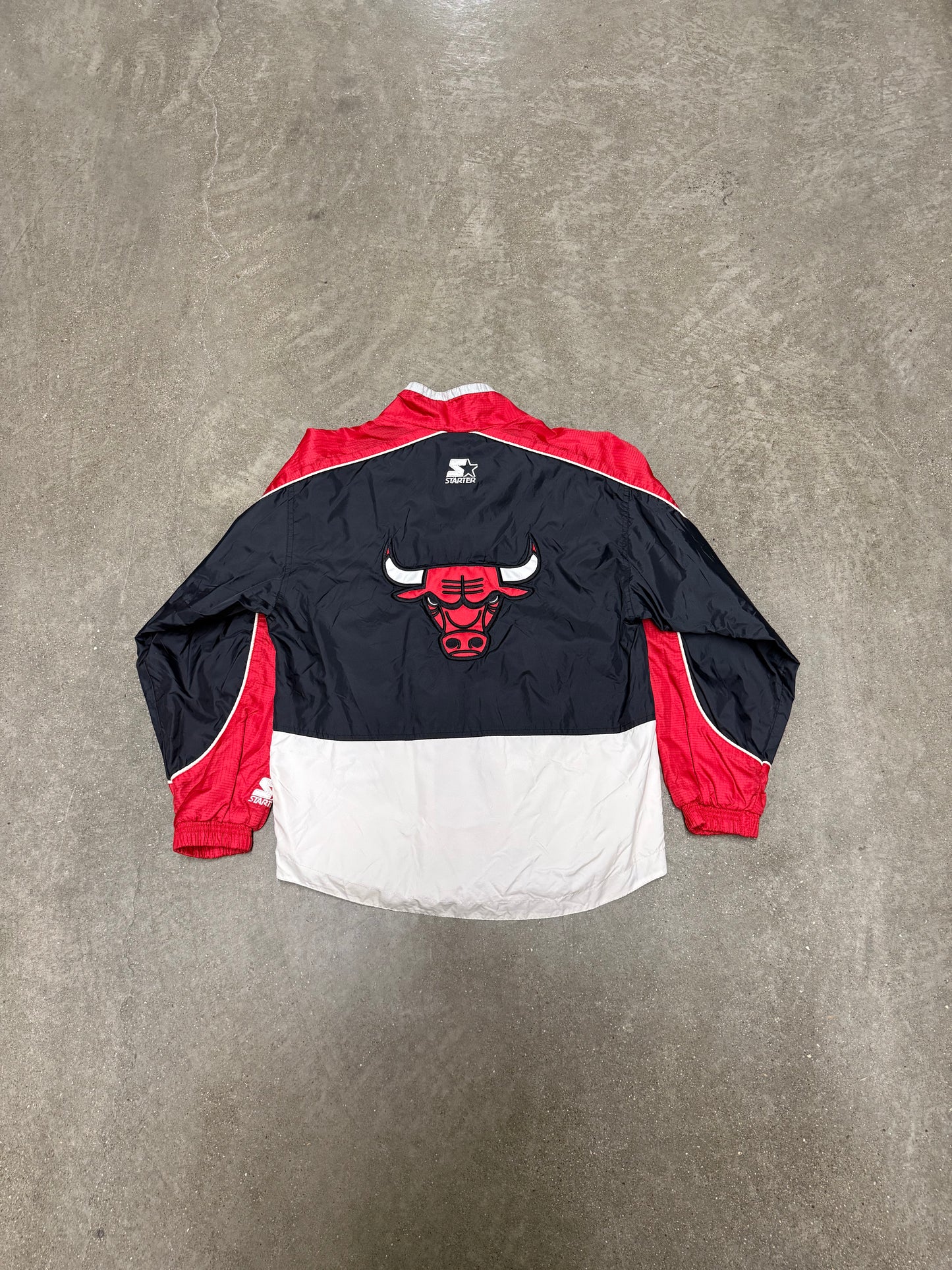 Vintage 1990s Y2K Chicago Bulls Starter Jacket