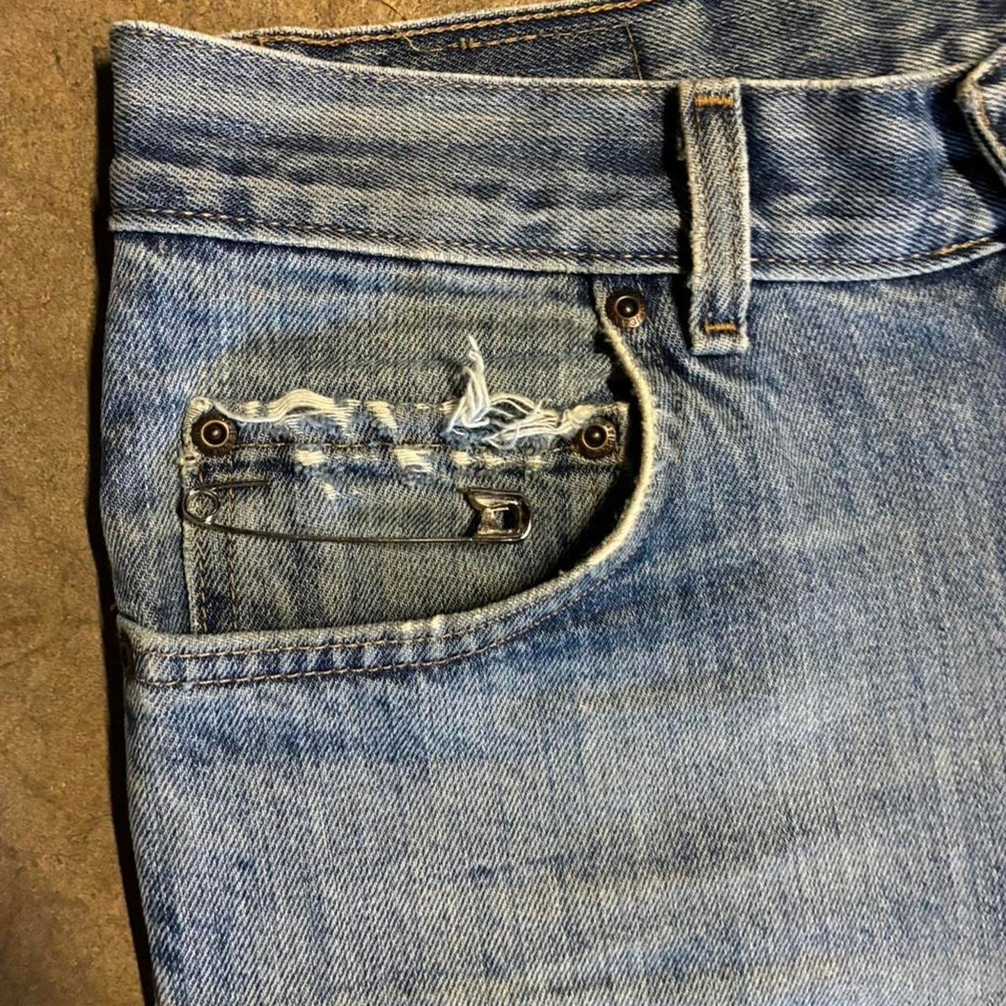 Vintage Light Blue Wash Jeans